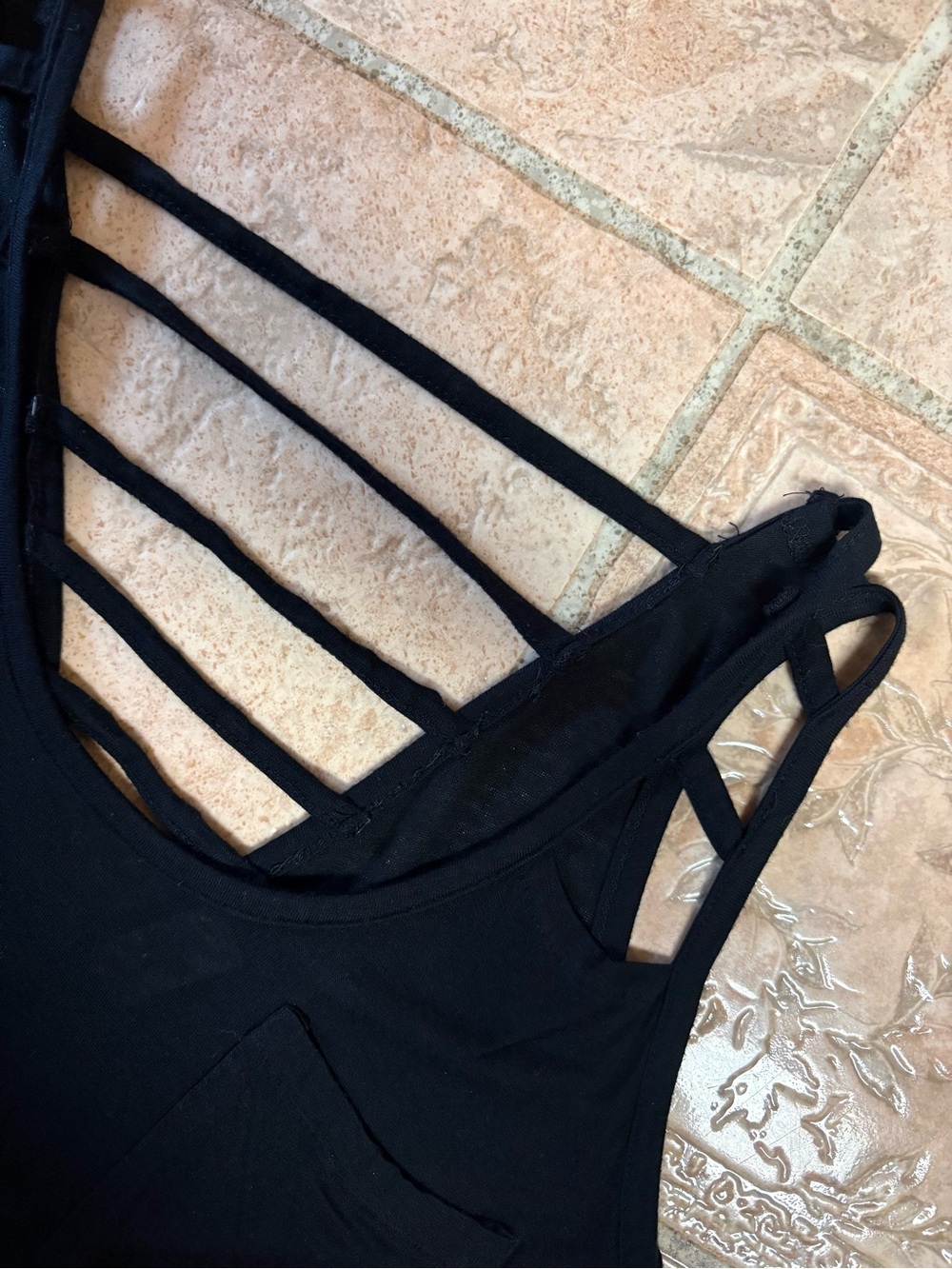 Tank top - Picture 2 of 2